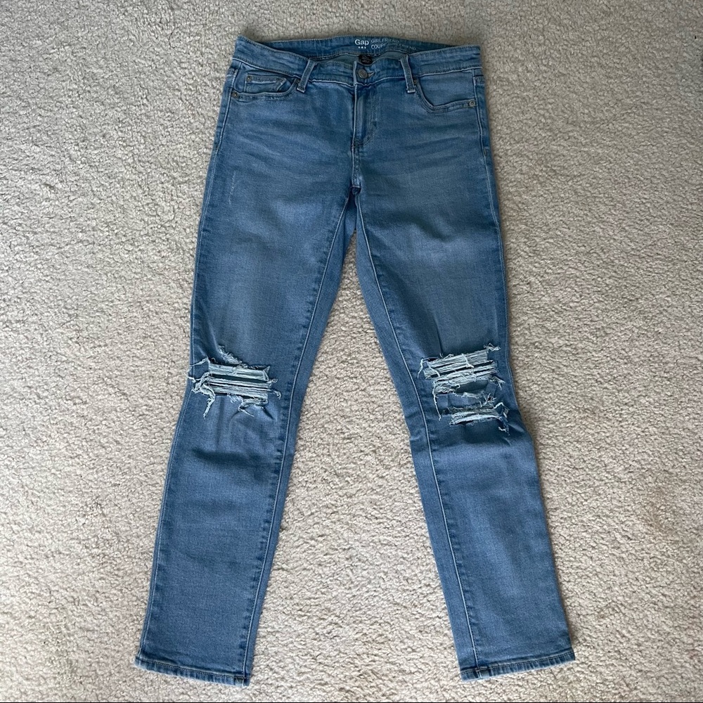 gap ripped girlfriend jeans size 26